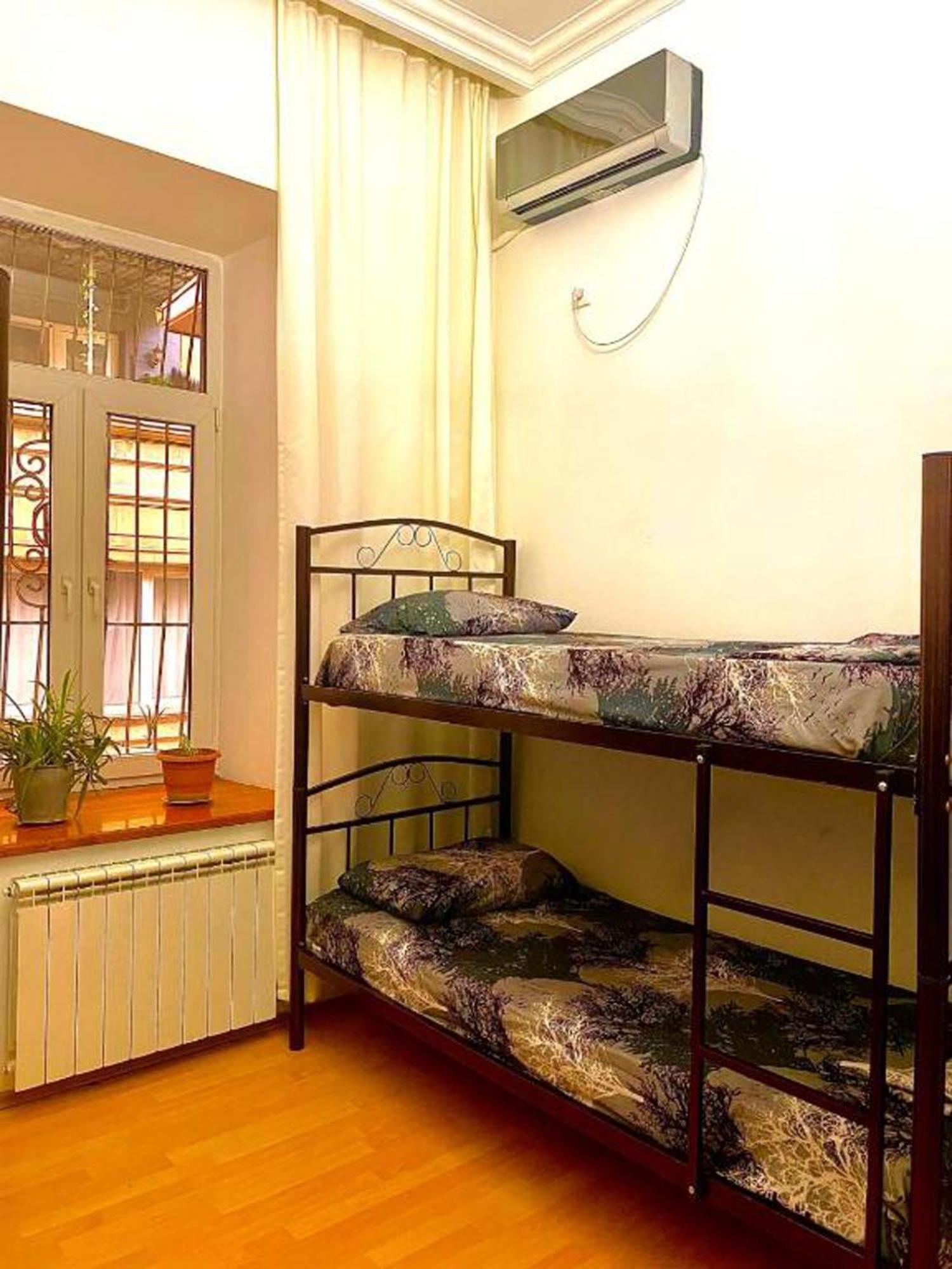 S T Hostel Formerly Sth Hostel Баку Екстер'єр фото